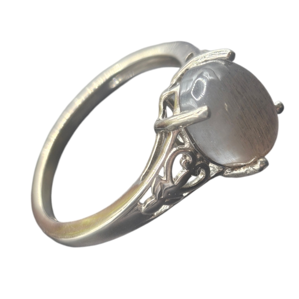 Moonstone Solitaire Ring - Picture 5 of 6